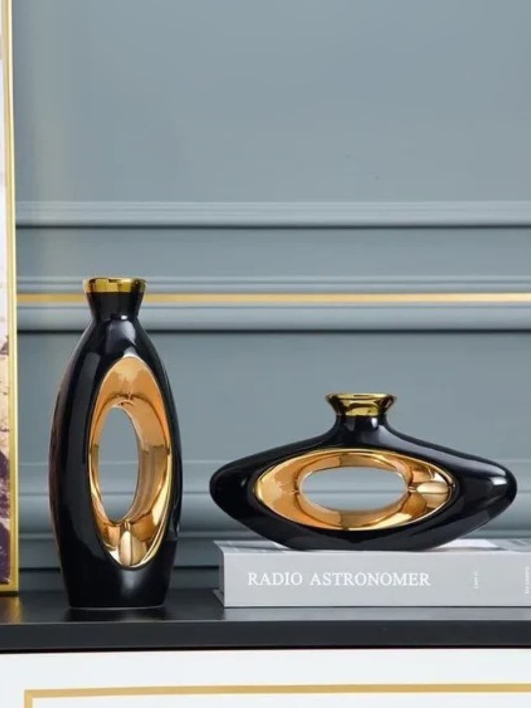 Vase | Élégance noire à insert doré sans support