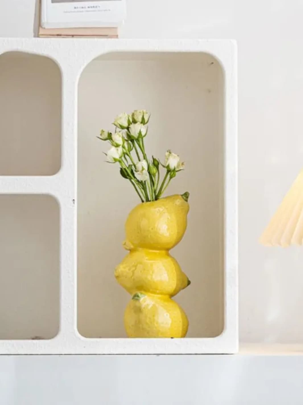 Vase | Céramique jaune en forme de tour de citron