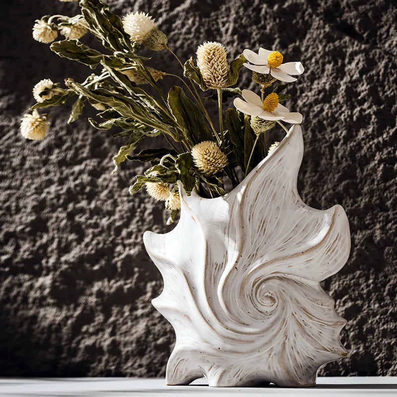 Vase | Éclat de coquillage en céramique blanche