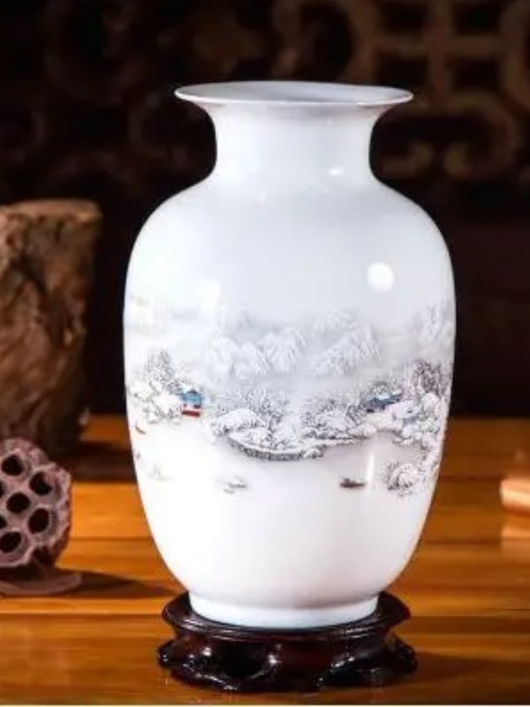 Vase | Scène de vie peinte sur céramique
