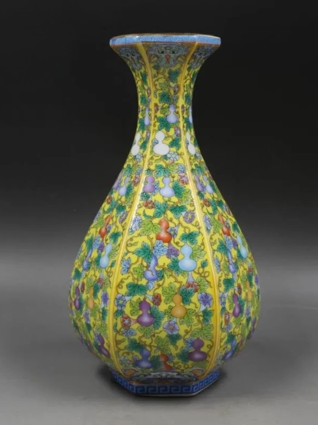 Vase | Céramique florale travaillée teinte multicolore