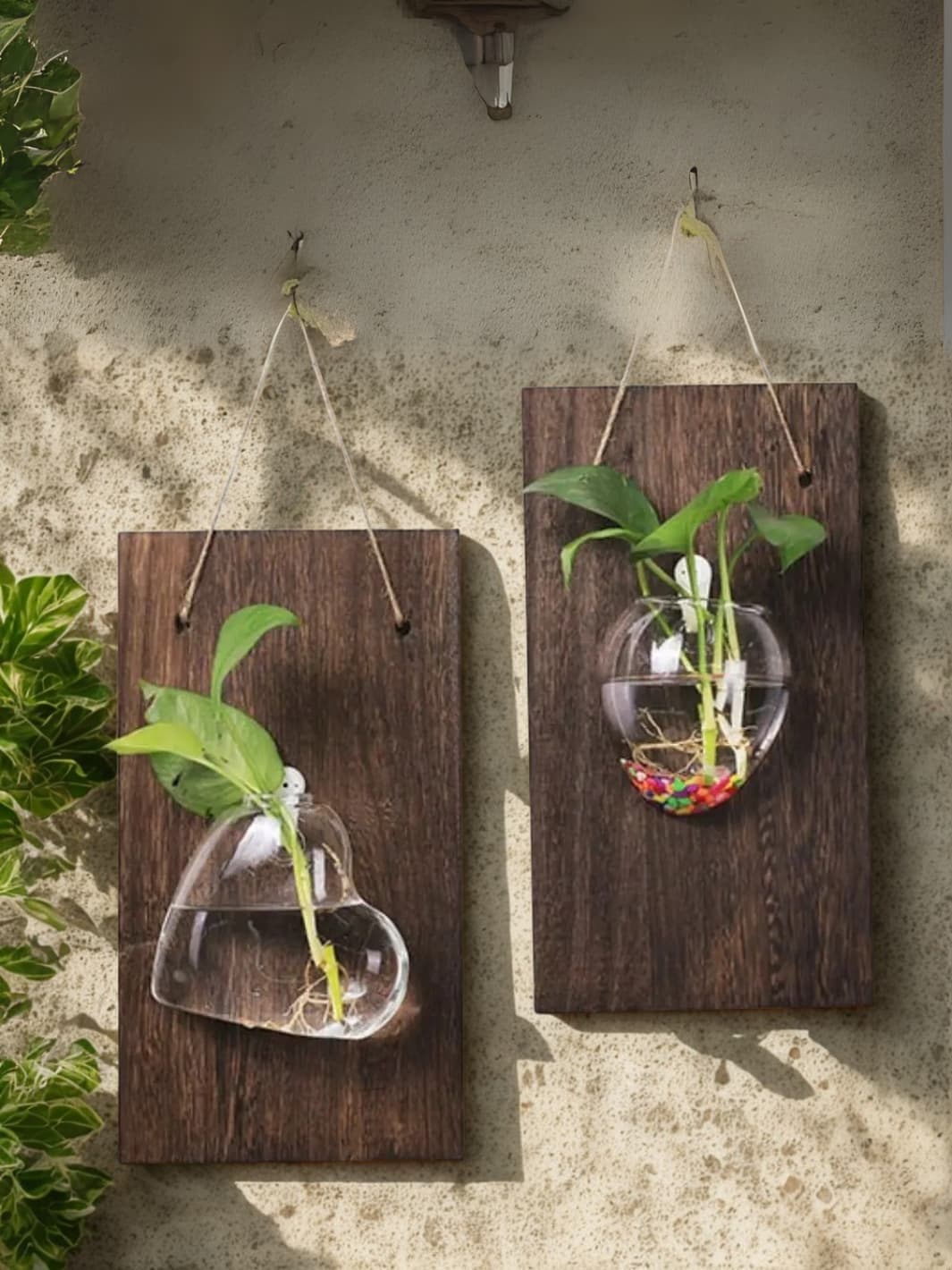 Vase | Suspension mural bois et verre