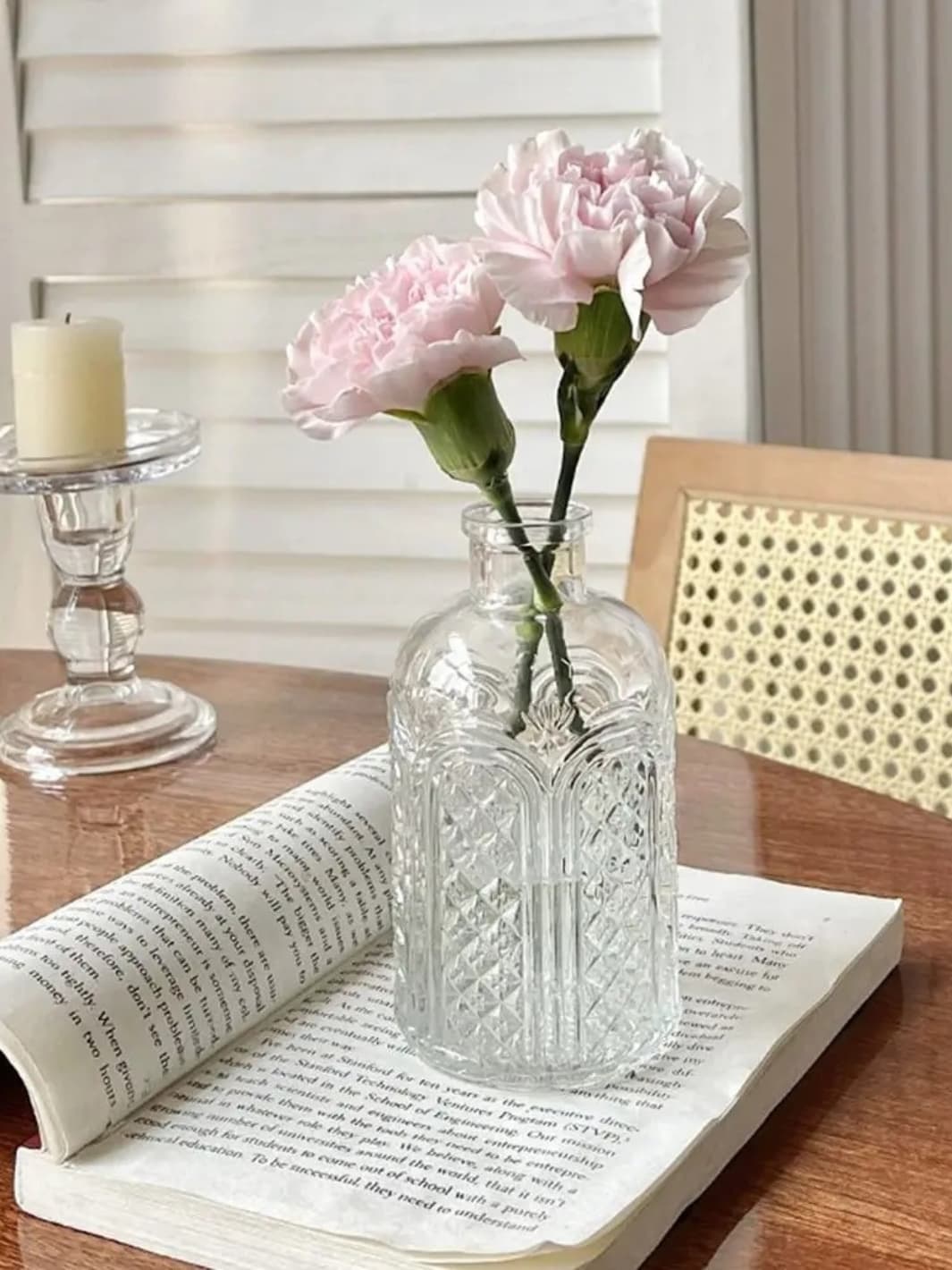 Vase | Fiole rétro gravée en verre transparent