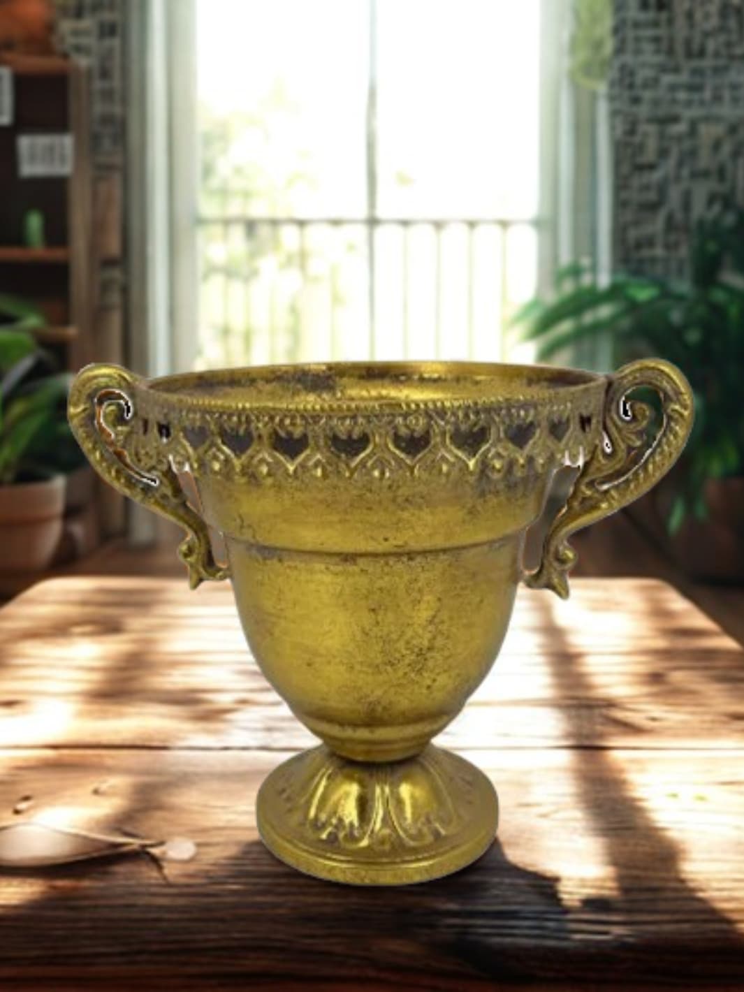 Vase | Ornement grec doré à l’effet vieilli