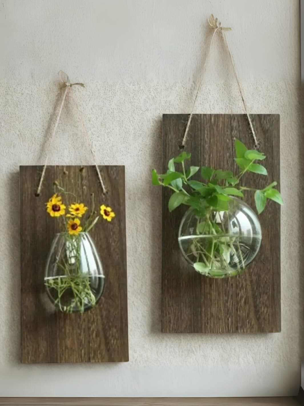 Vase | Suspension mural bois et verre