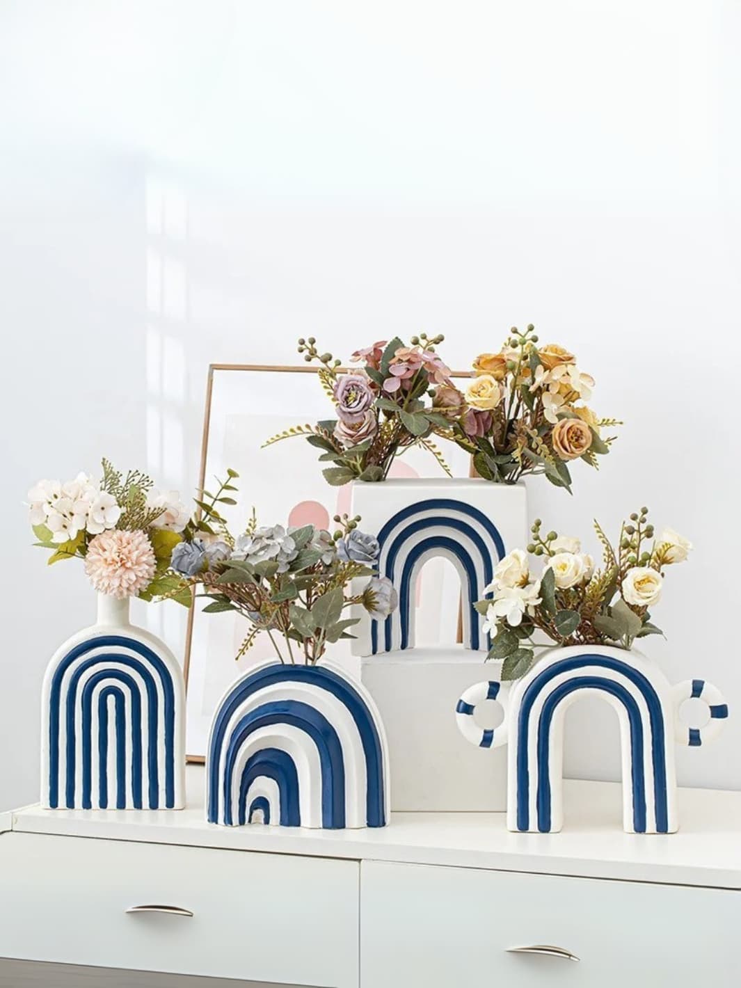 Vase | Grande arche graphique aux courbes marines