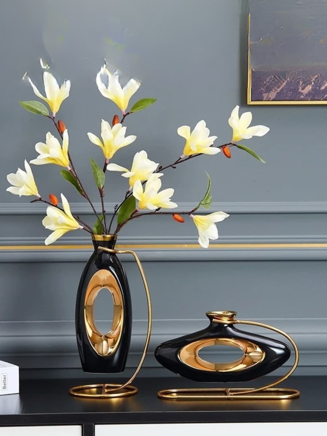 Vase | Sculptural noir et doré moderne