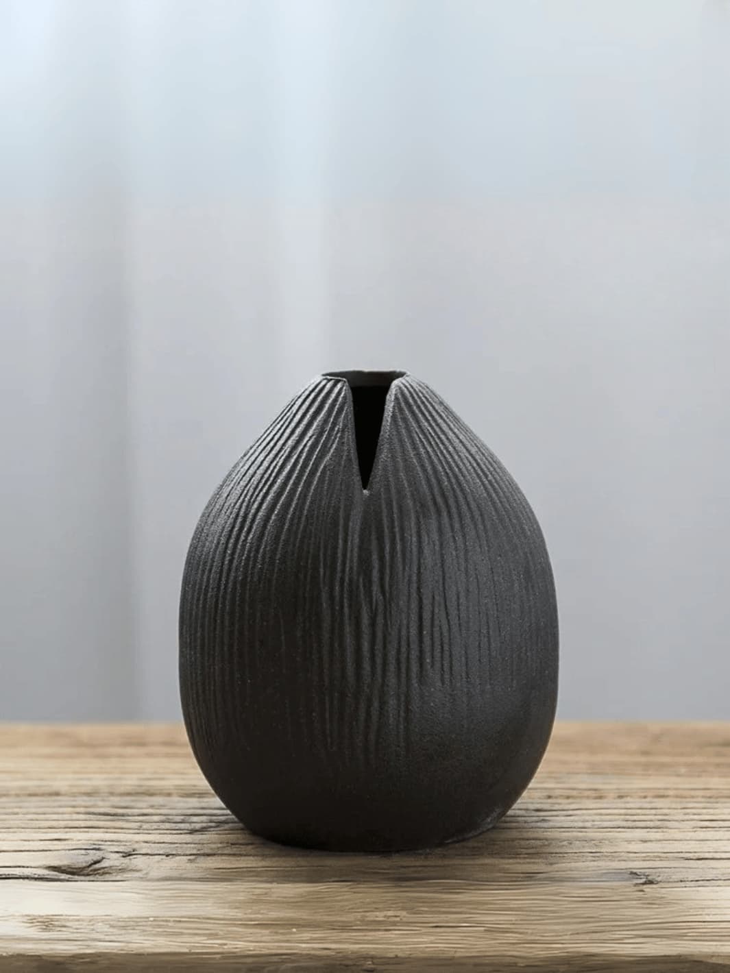 Vase | Petit vase œuf fendu effet pierre japonaise