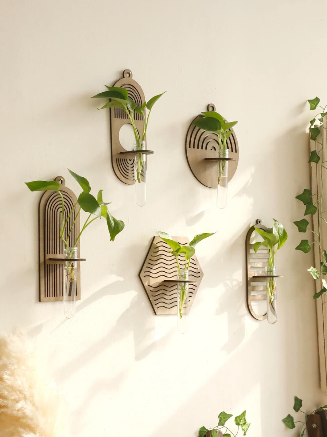Vase | Tube mural en bois design