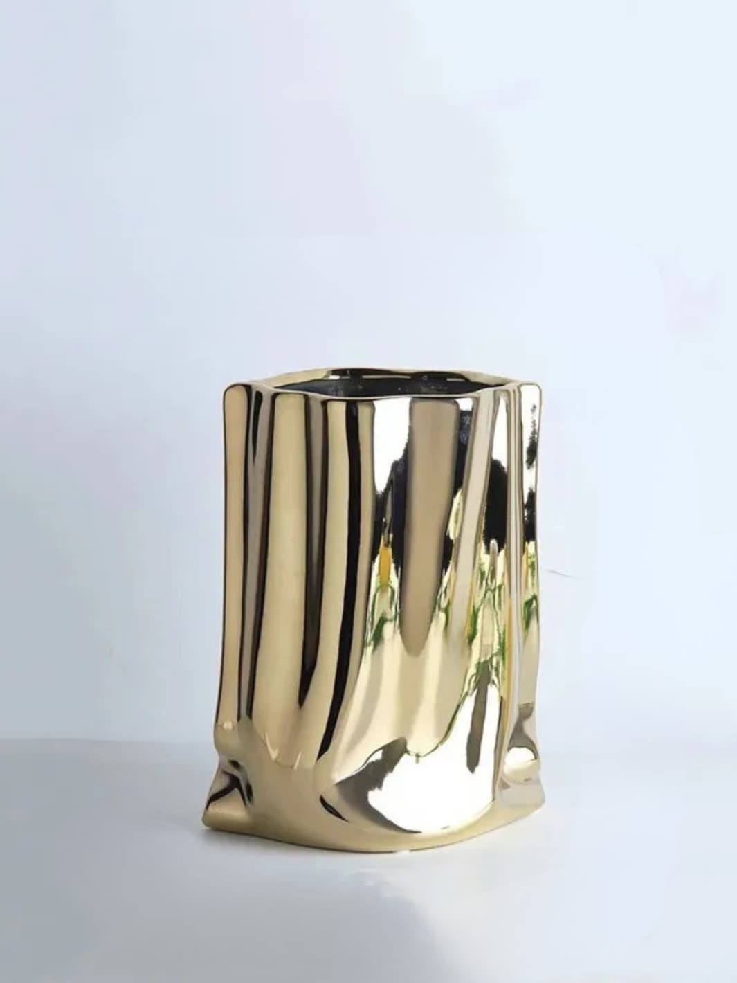 Vase | Drapé métallique doré effet froissé