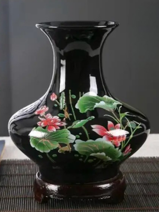 Vase | Fleurs de lotus sur porcelaine noire brillante