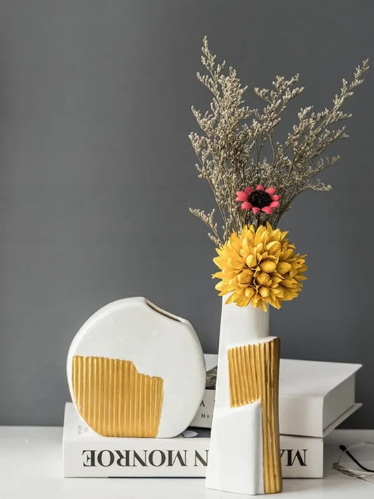 Vase | Décoration géométrique blanche et dorée en céramique