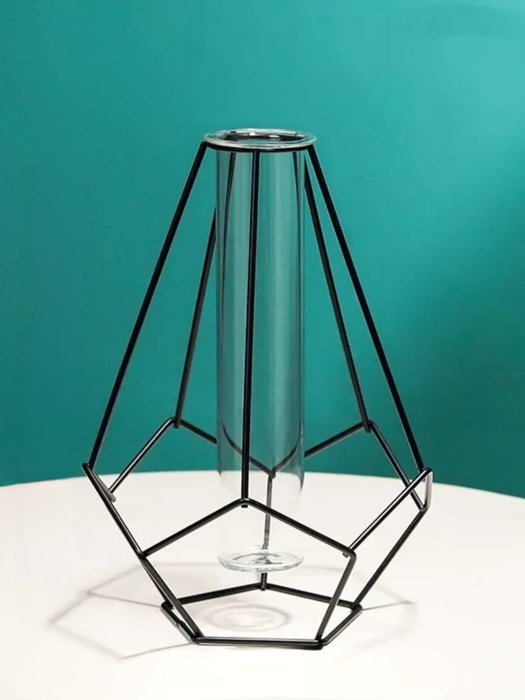 Vase | Éprouvette géométrique suspendue