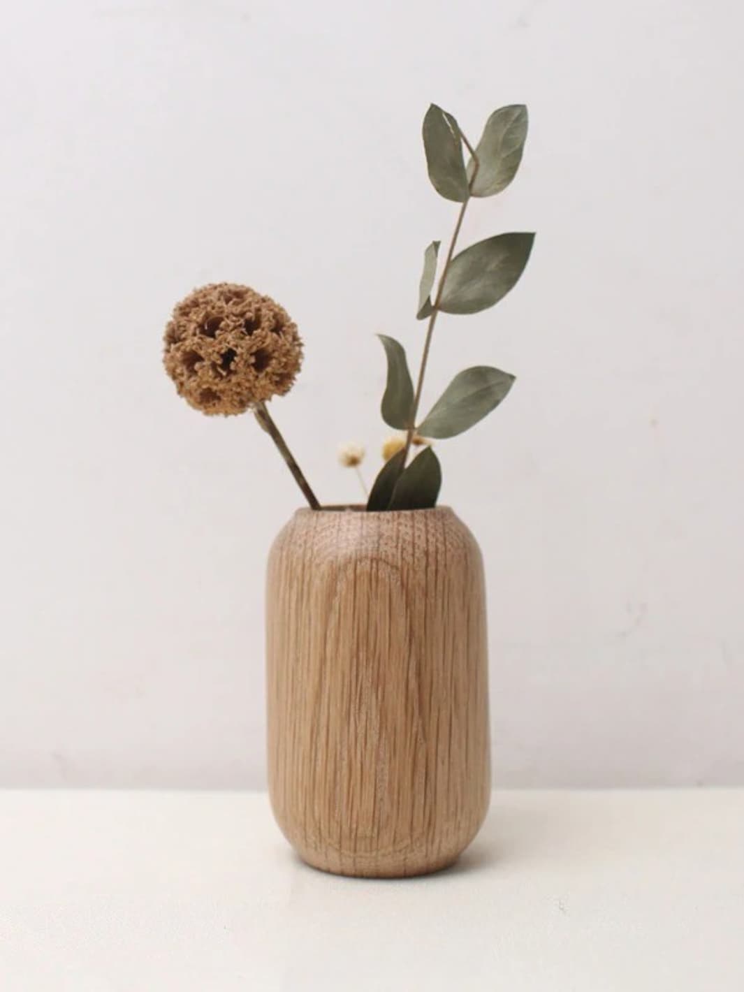 Vase | Soliflore boule en bois naturel sculpté