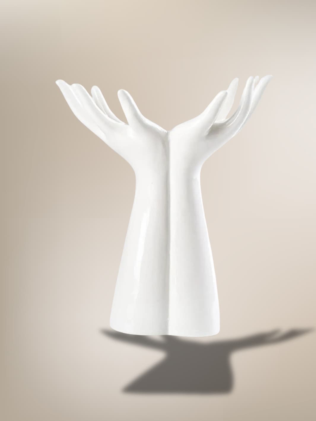 Vase | Mains ouvertes en céramique blanche