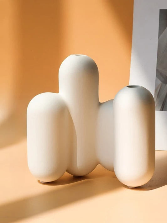 Vase | Blanc sculptural en céramique mate