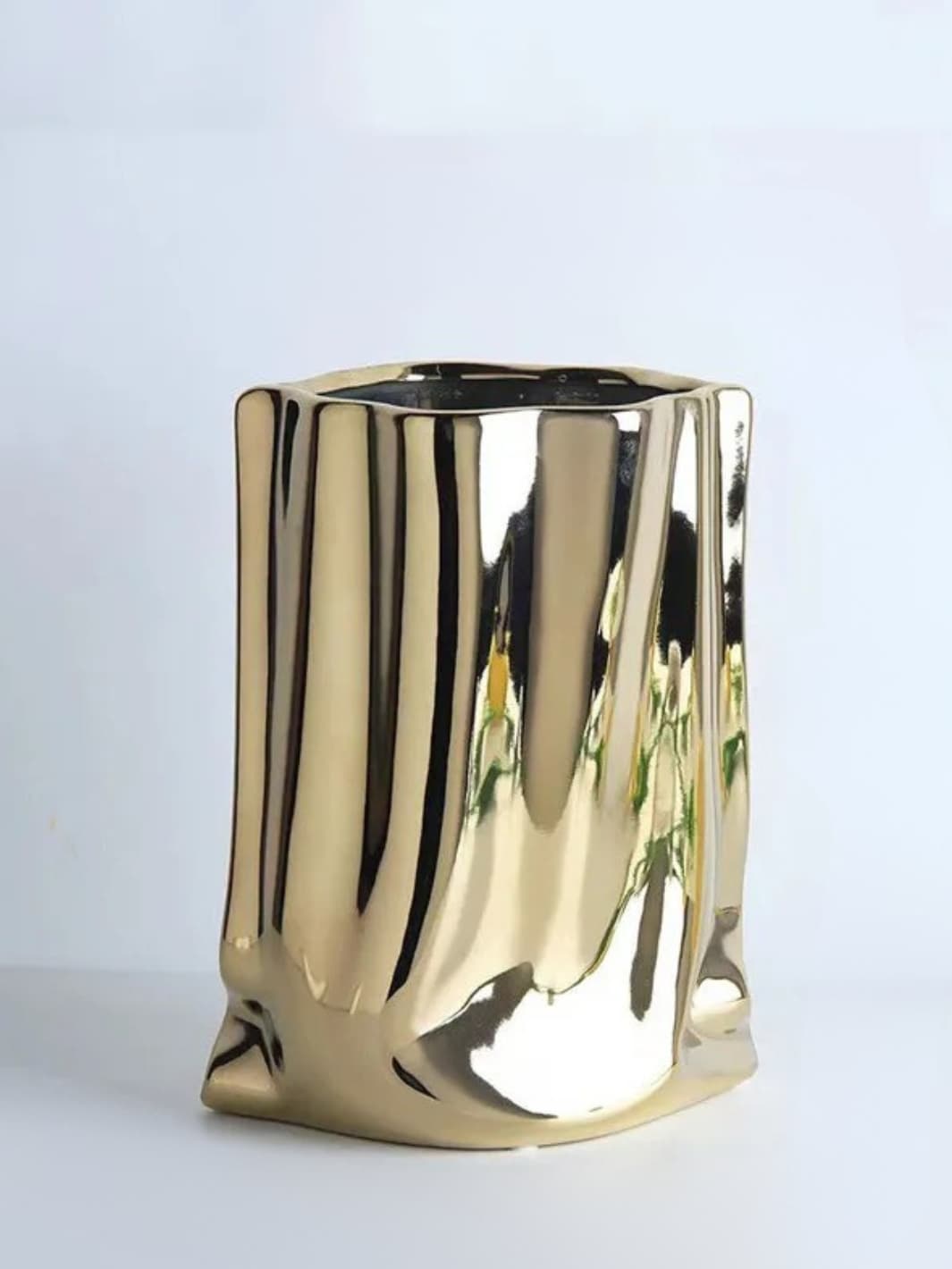 Vase | Drapé métallique doré effet froissé