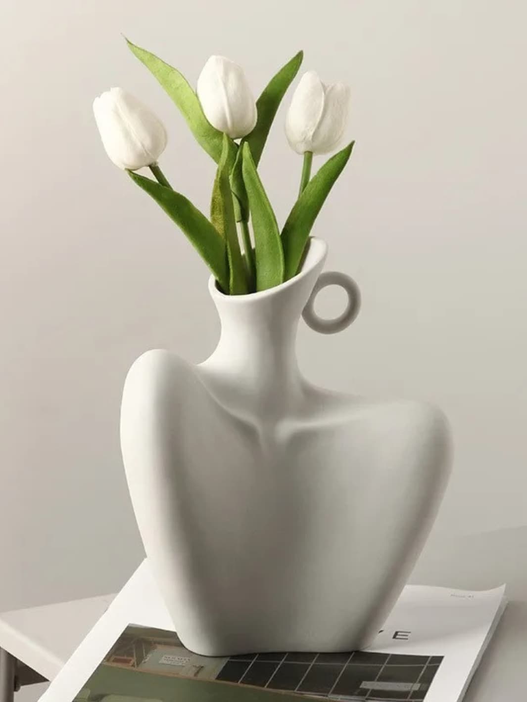 Vase | Silhouette humaine artistique en céramique