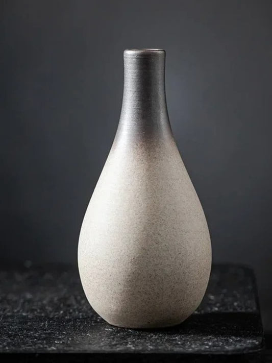 Vase | Soliflore rétro en céramique émaillée mate