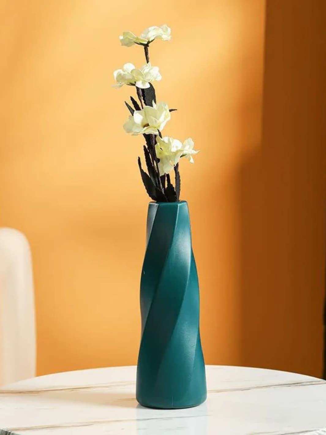 Vase | Pot torsadé moderne