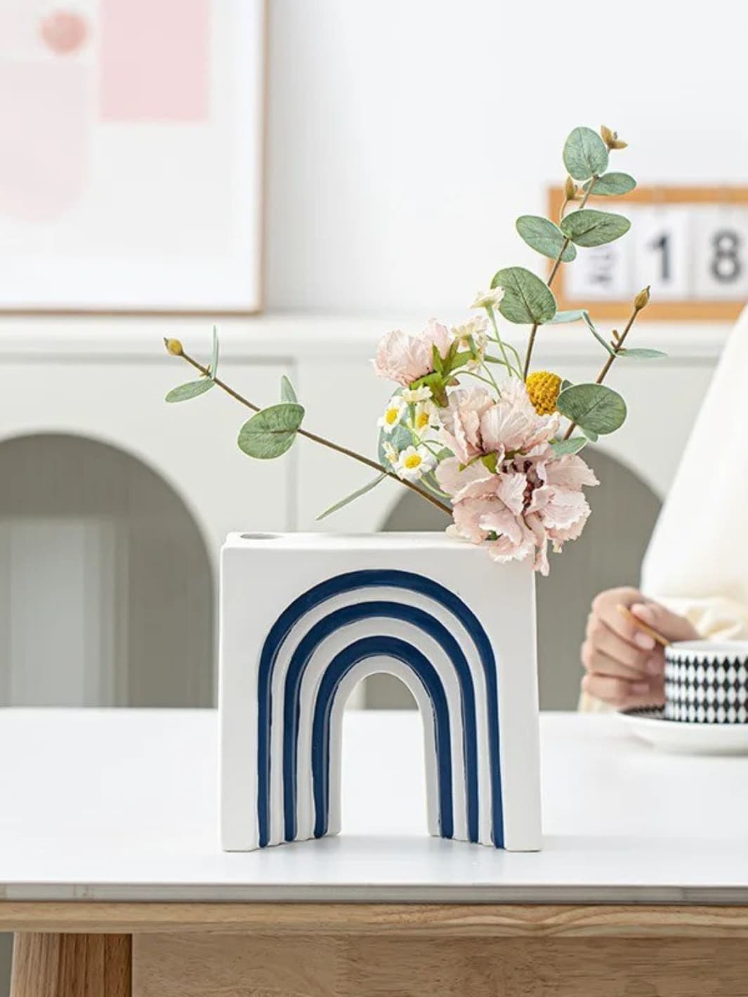 Vase | Grande arche moderne aux rayures bleu