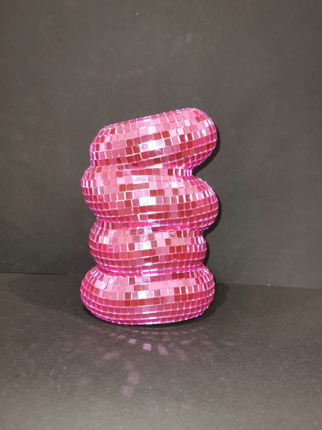 Vase | Design miroir ondulé effet boule à facettes