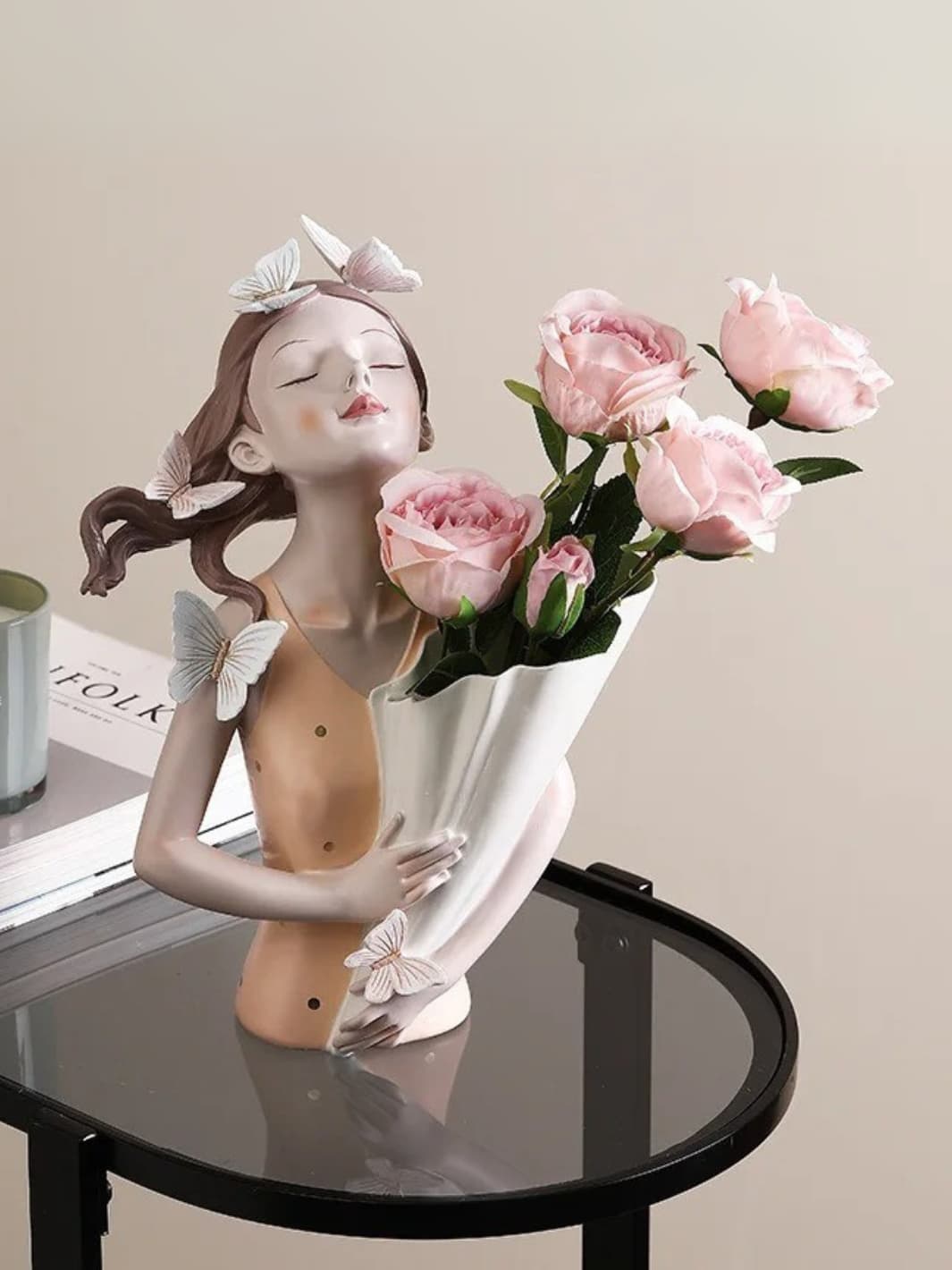 Vase | Sculpture résine fille aux papillons