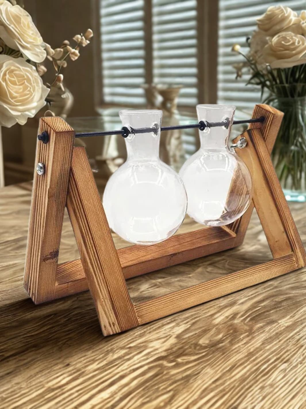 Vase | Suspension bois triangulaire et boule en verre