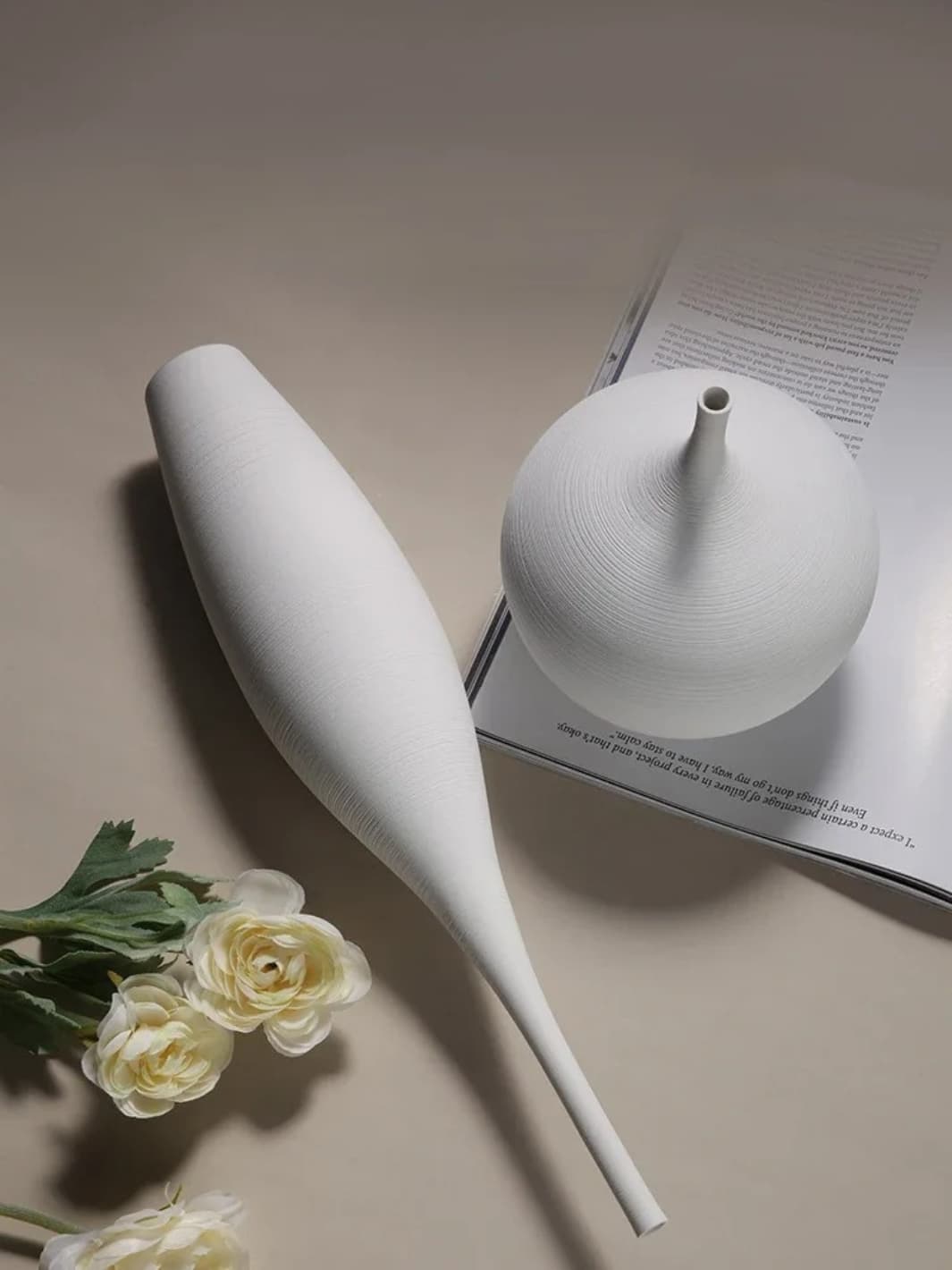 Vase | Élancé blanc à col fin