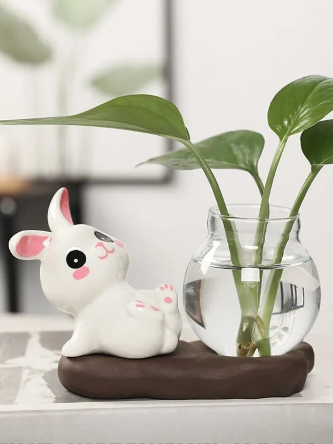 Vase | Soliflore boule avec lapin décoratif