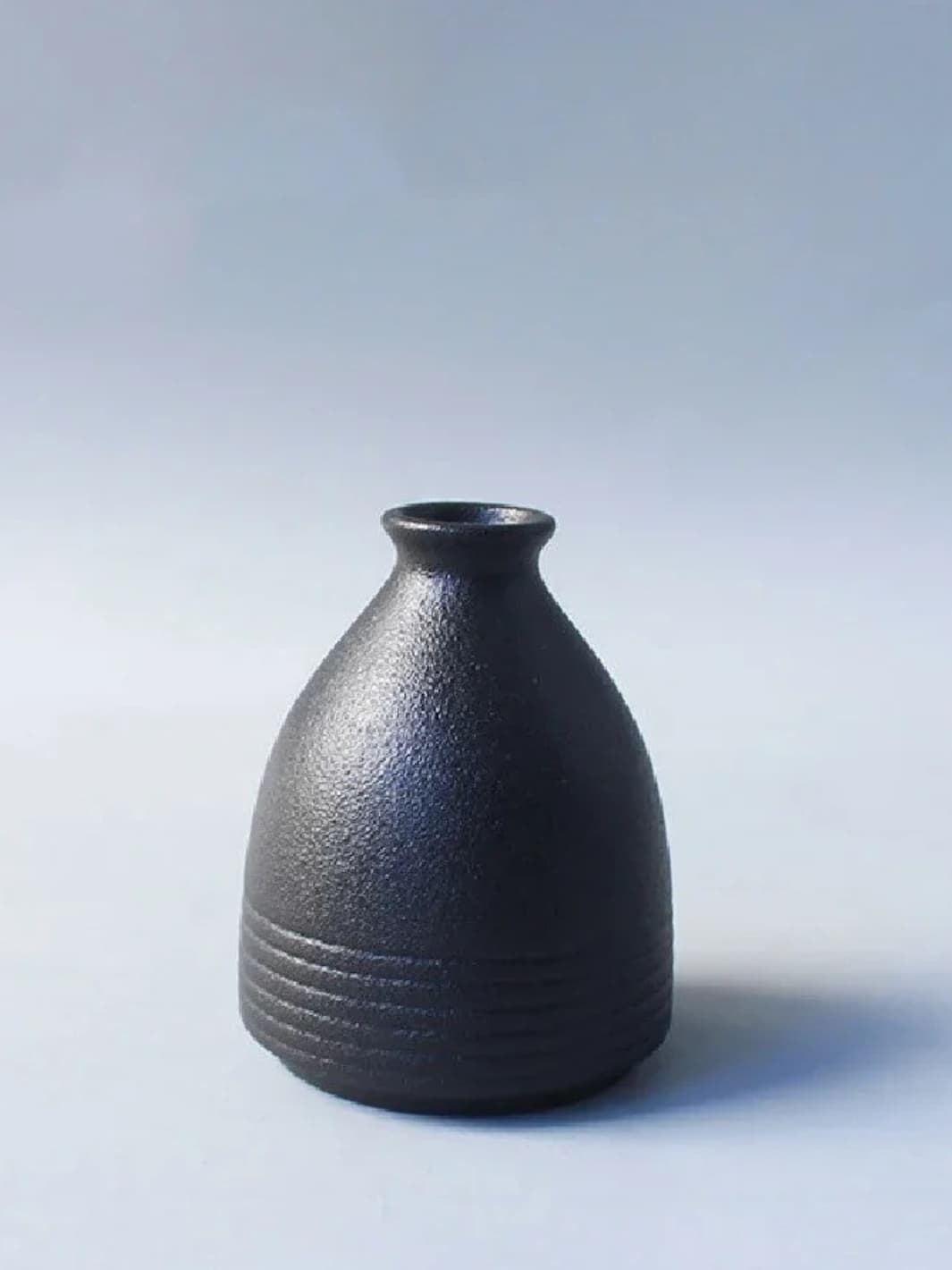 Vase | Soliflore Noir mat à stries style japonais
