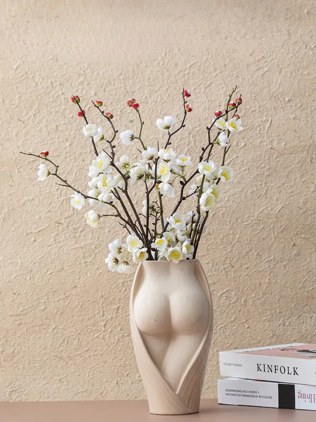 Vase | Sculpture blanche silhouette féminine stylisée