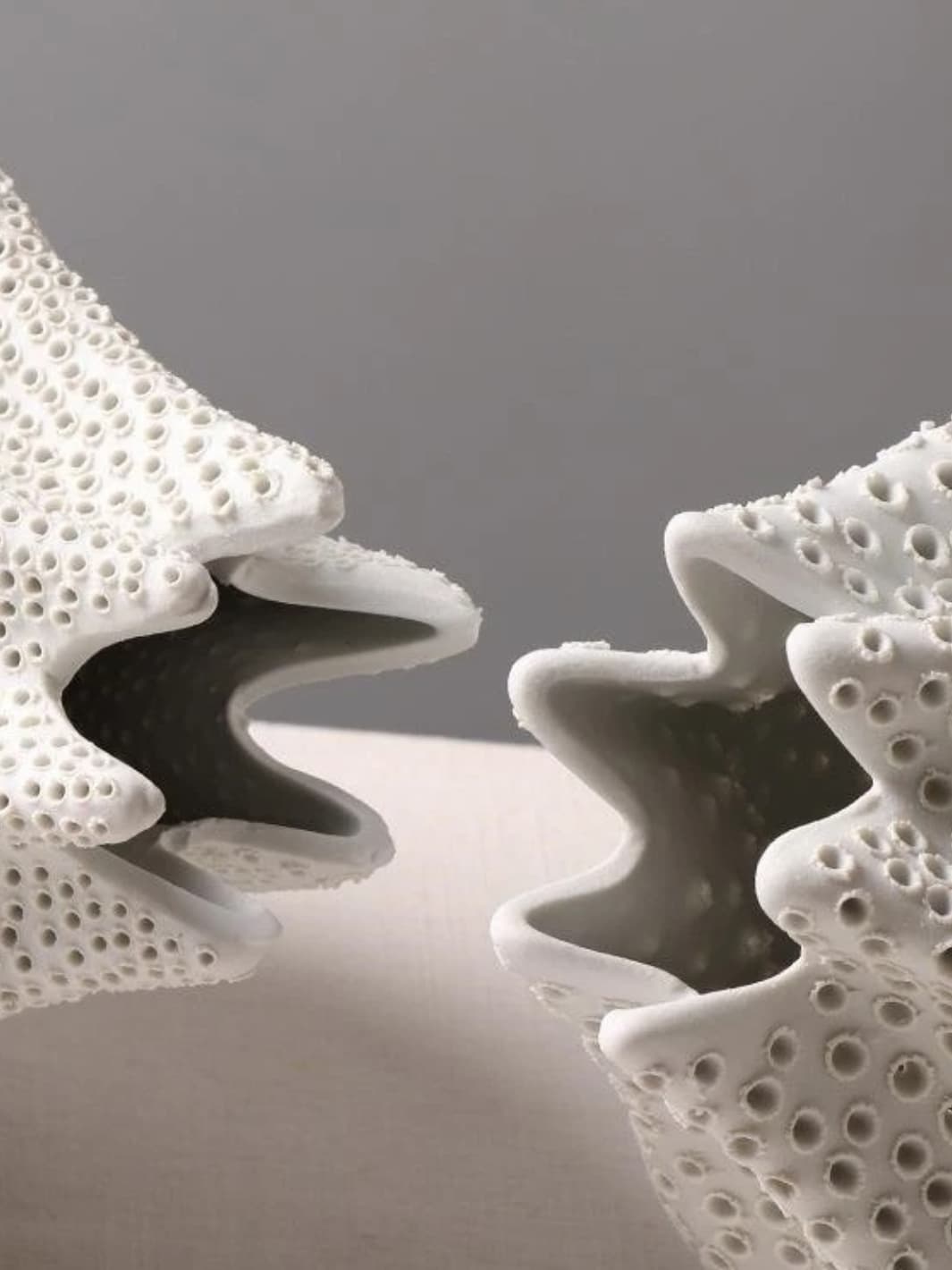 Vase | Sculptures céramique ajourée blanche