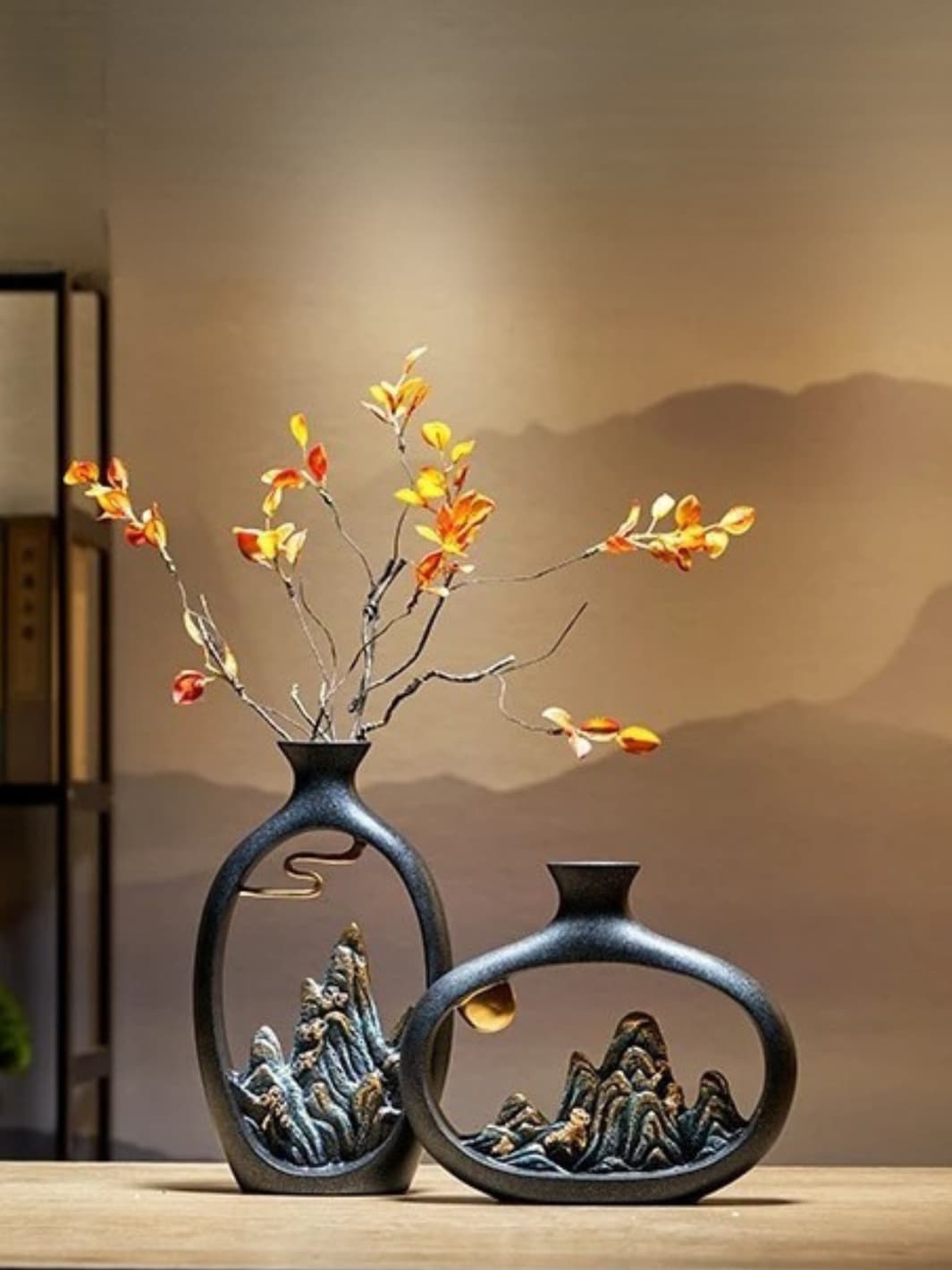 Vase | Montagnes noires et dorées japonais