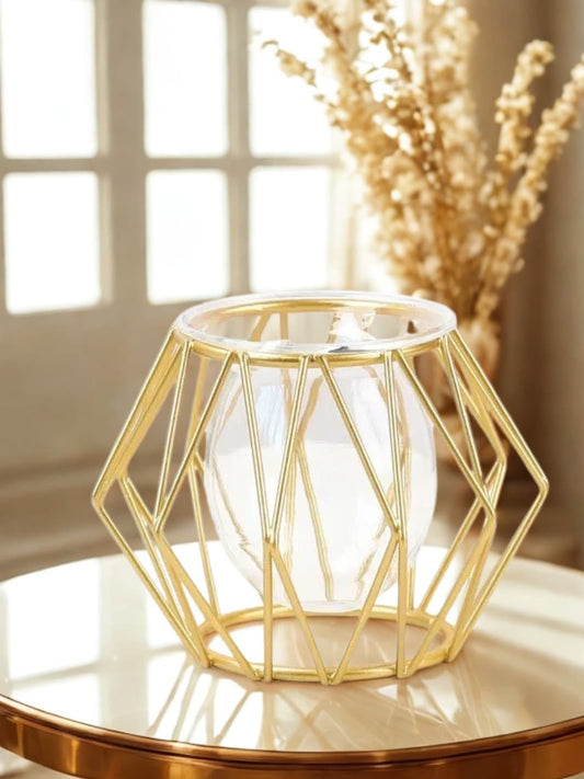Vase | Grosse bulle suspendue dans une structure