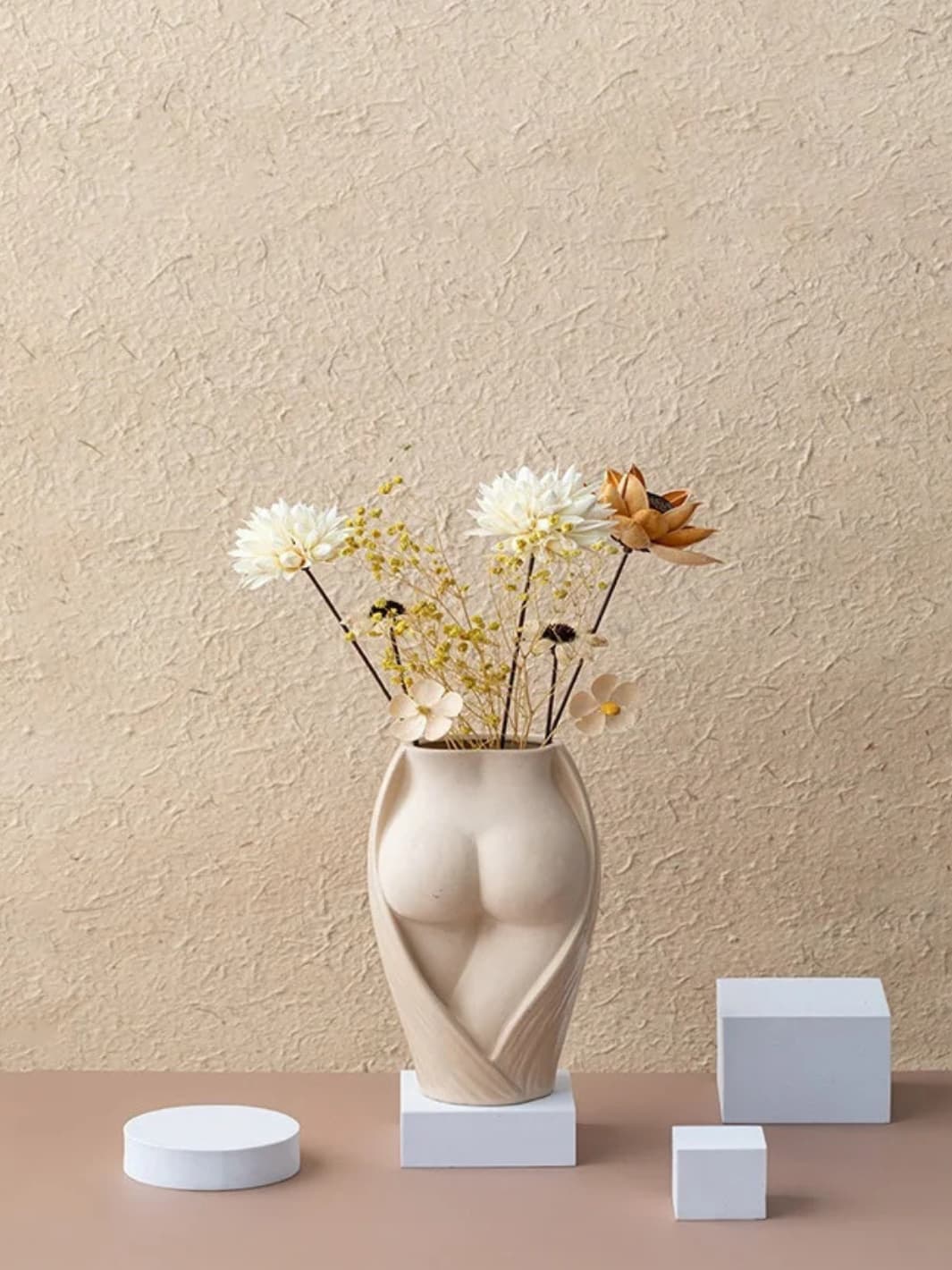 Vase | Sculpture blanche silhouette féminine stylisée