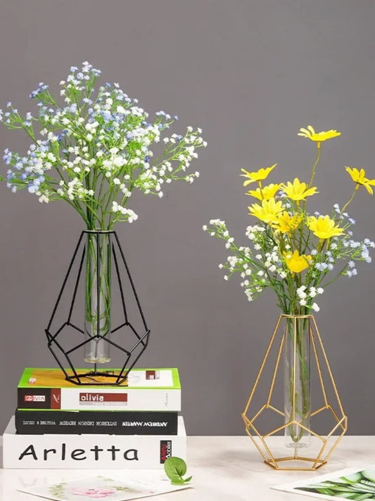 Vase | Éprouvette géométrique suspendue