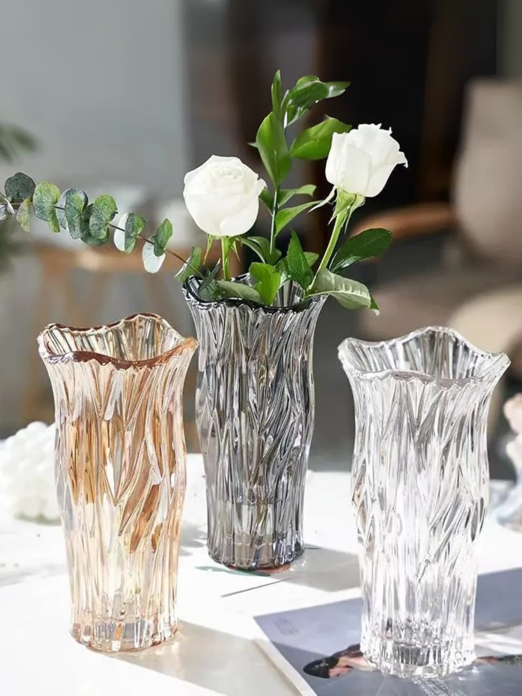 Vase | Pot torsadé en verre marron