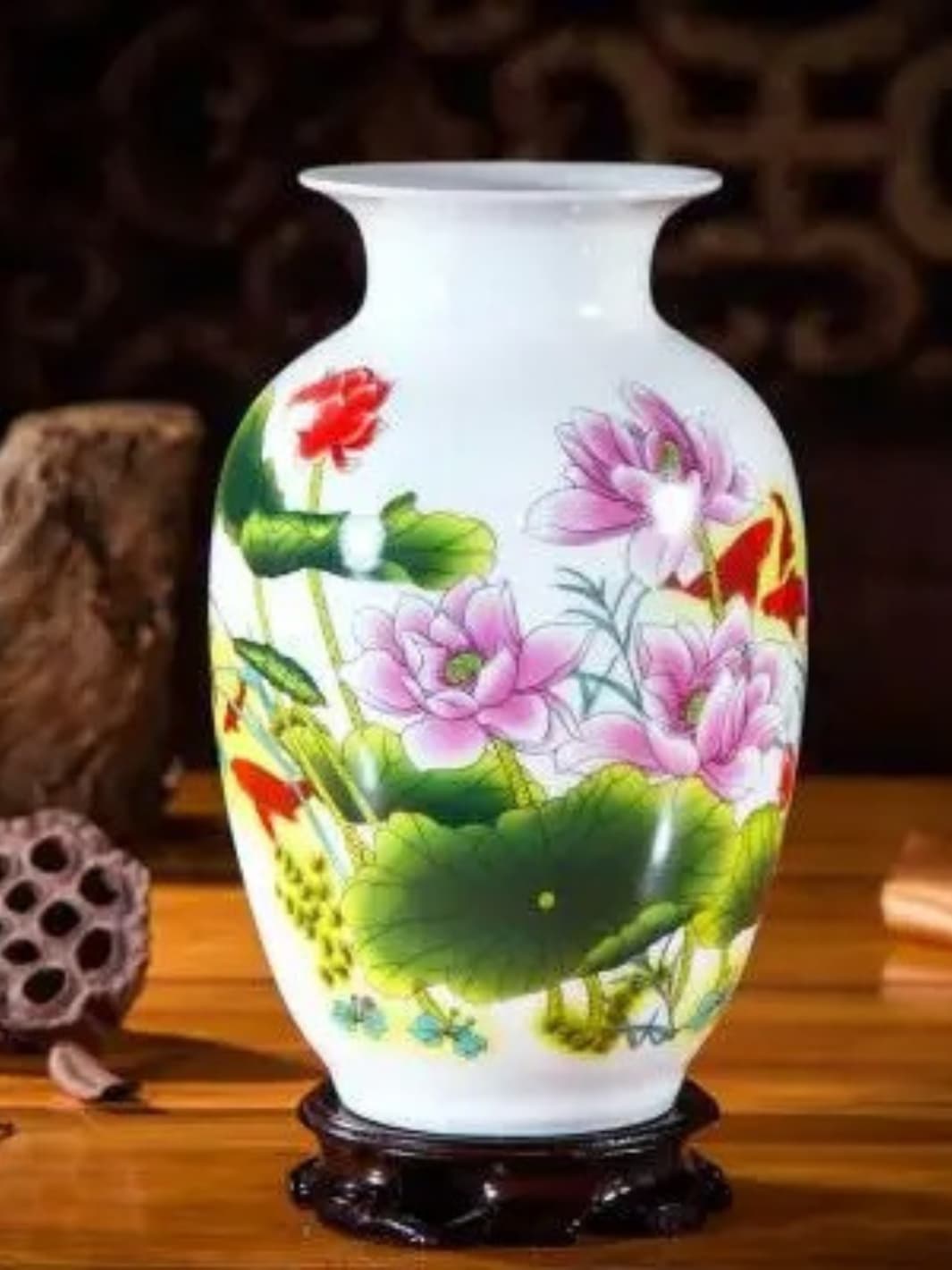 Vase | Scène de vie peinte sur céramique