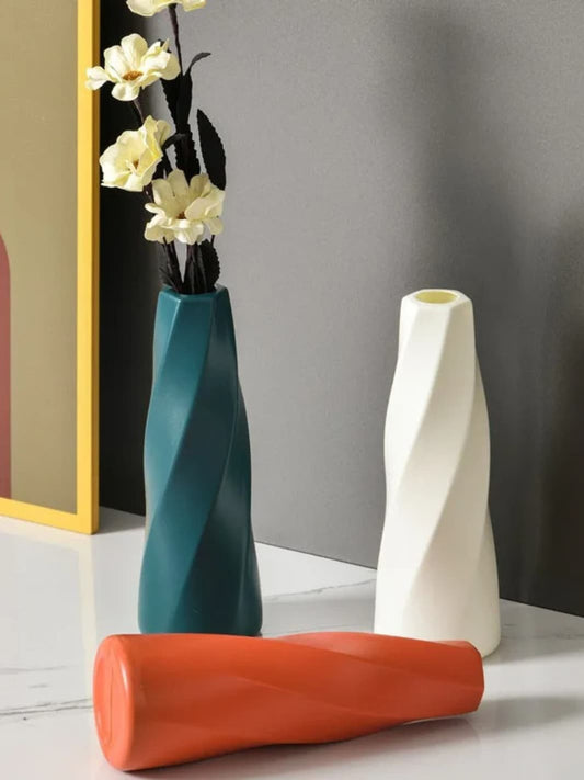 Vase | Pot torsadé moderne