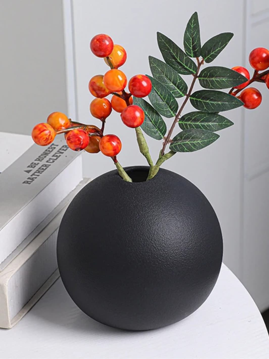 Vase | Boule Noir mate en céramique minimaliste