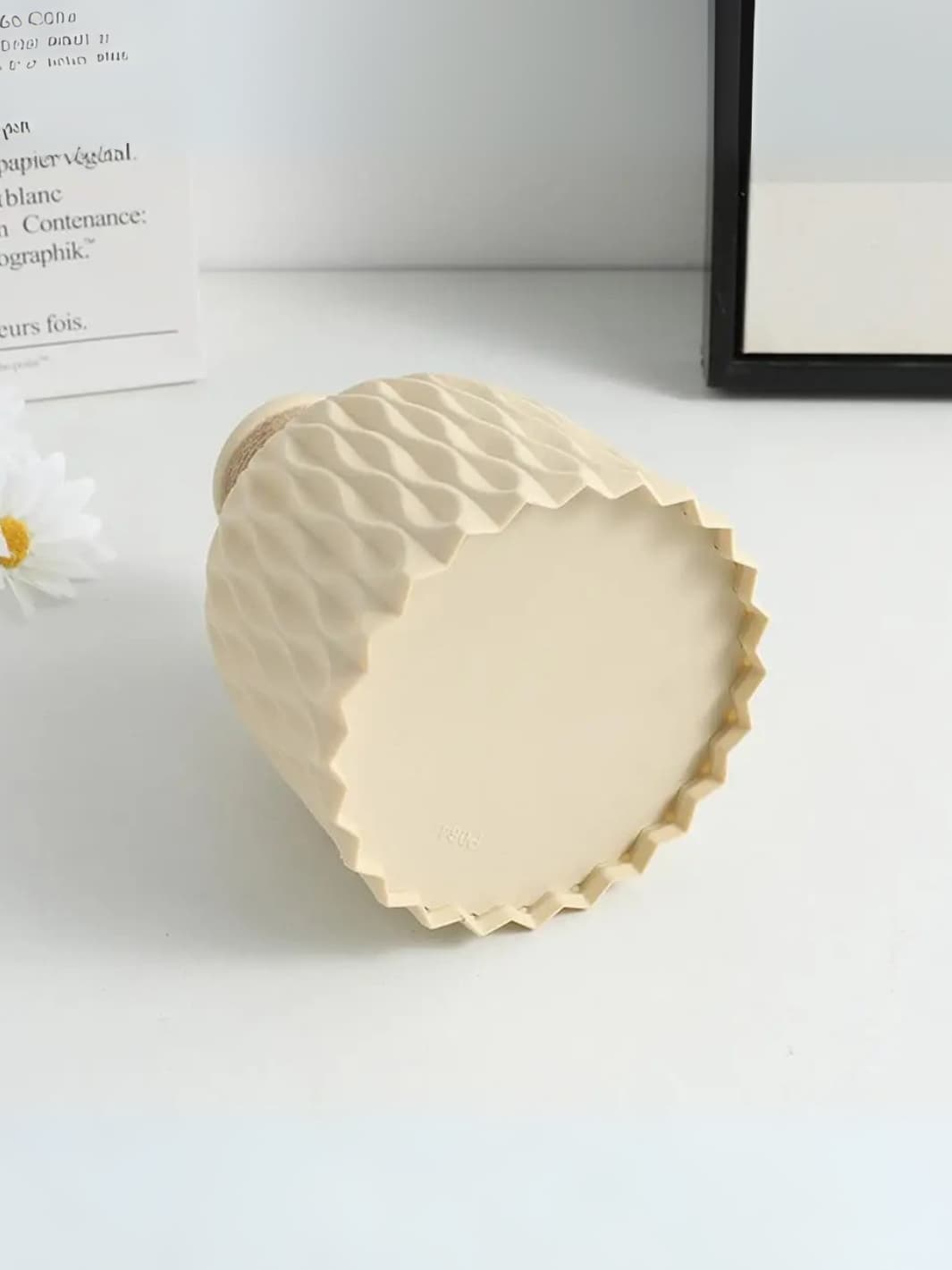 Vase | Texture Graphique avec Corde Naturelle