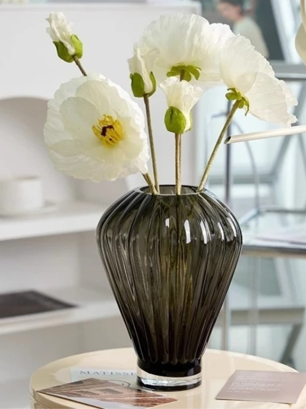 Vase | Pot en verre cristal fumé à reliefs torsadés