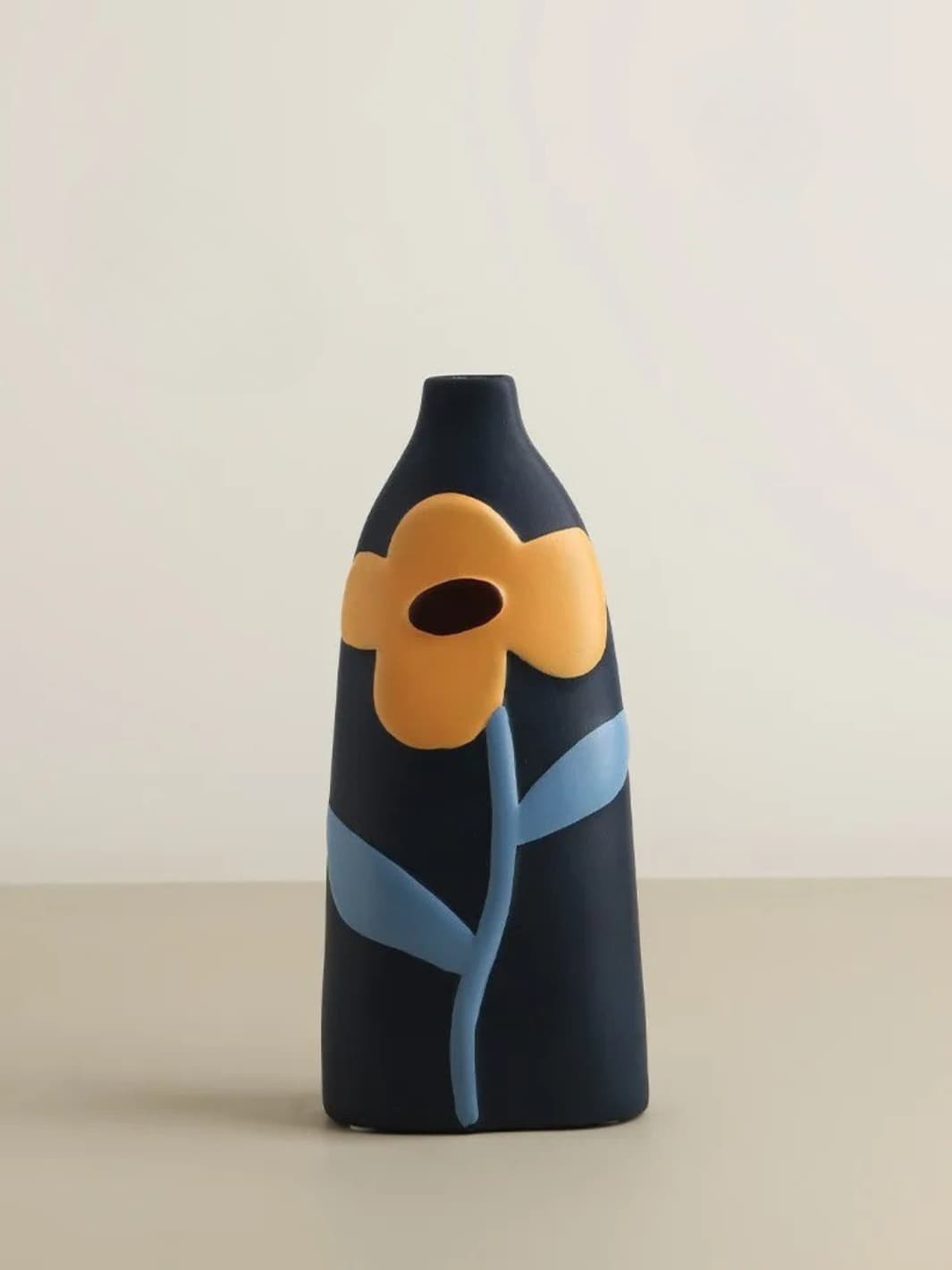 Vase | Pot nordique aux motifs floraux colorés