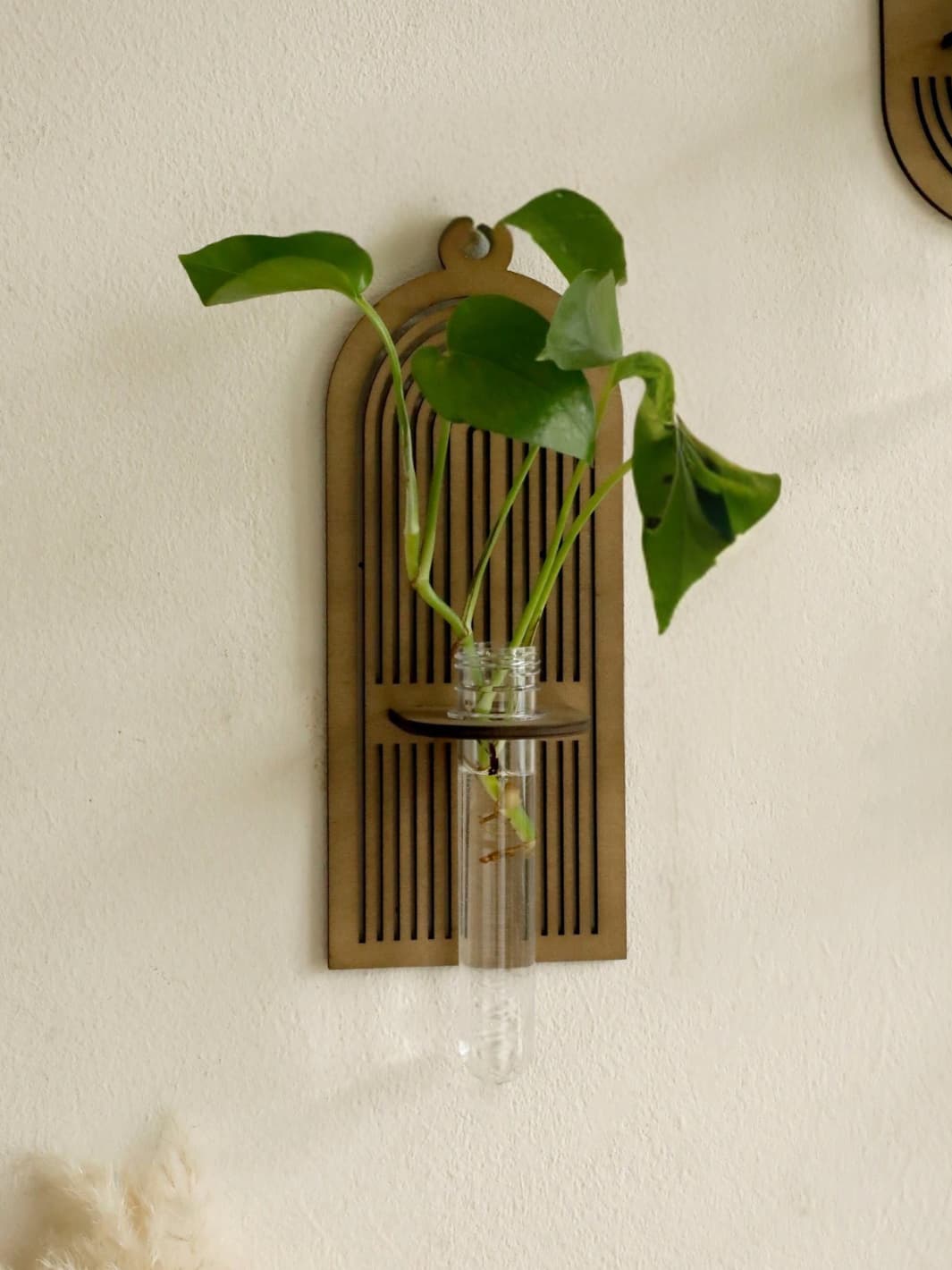 Vase | Tube mural en bois design