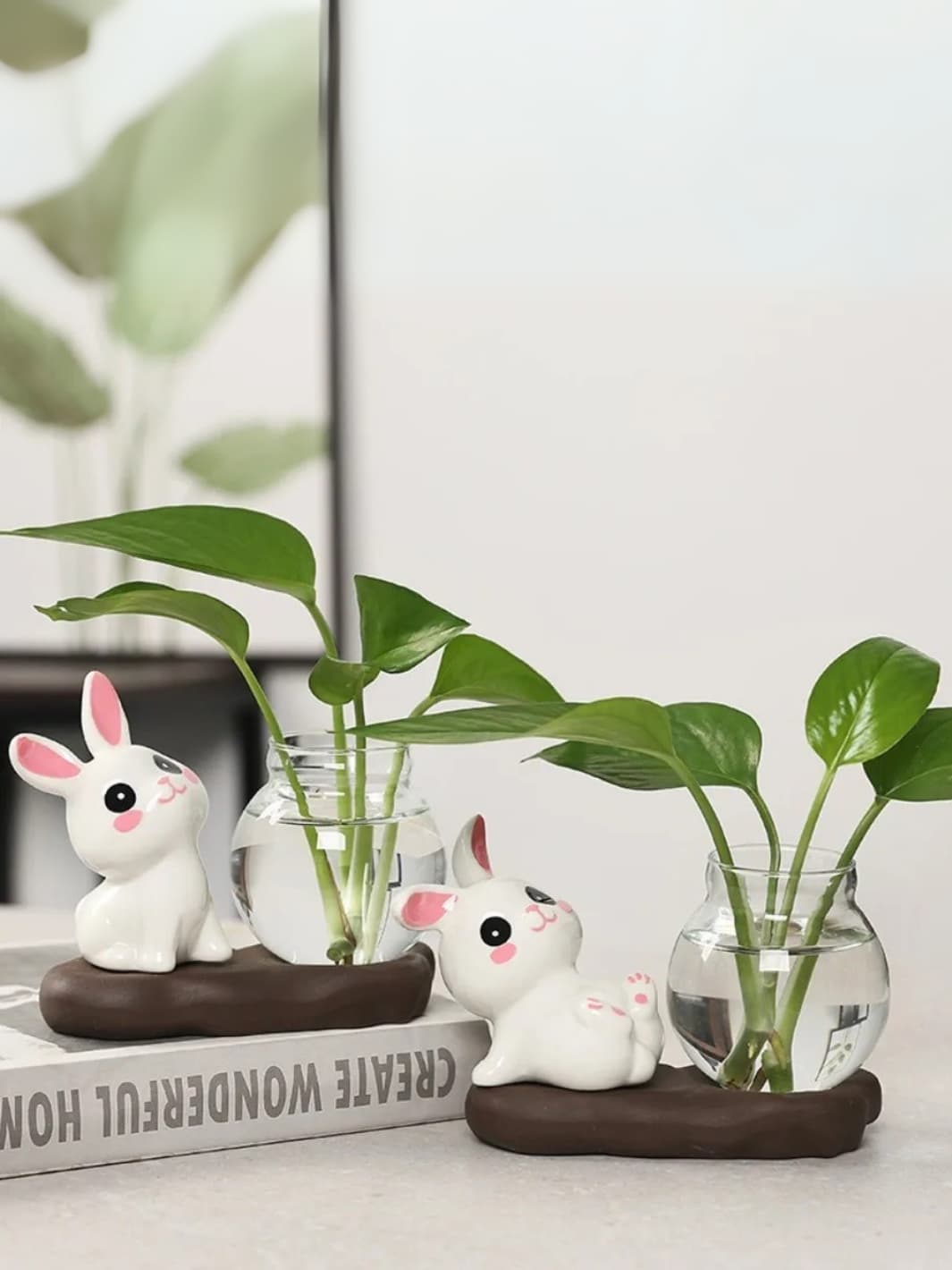 Vase | Soliflore boule avec lapin décoratif