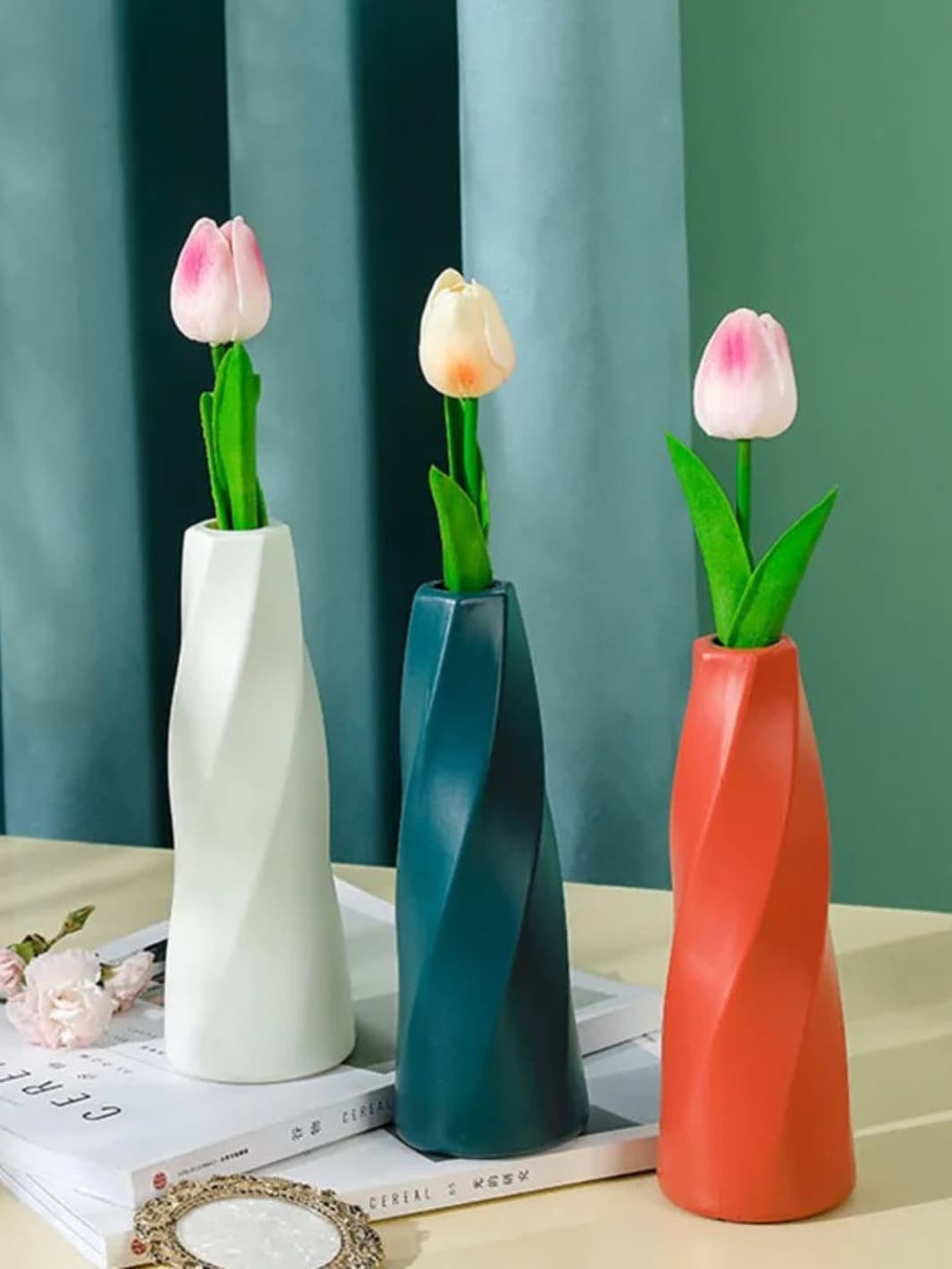 Vase | Pot torsadé moderne