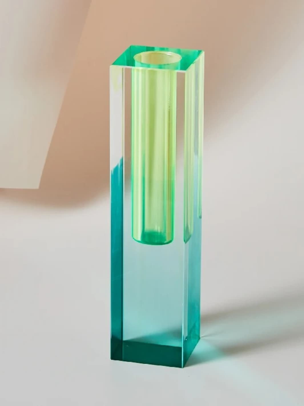 Vase | Acrylique design multicolore façon cristal nordique