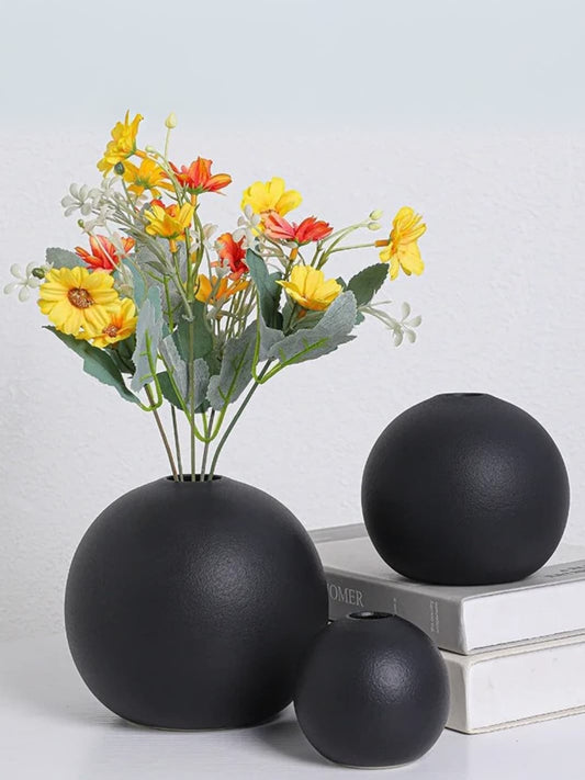 Vase | Boule Noir mate en céramique minimaliste