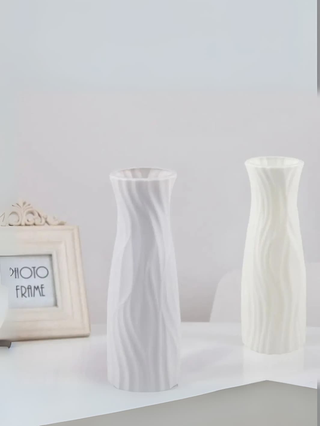 Vase | Silhouette ondulée imitation céramique unie